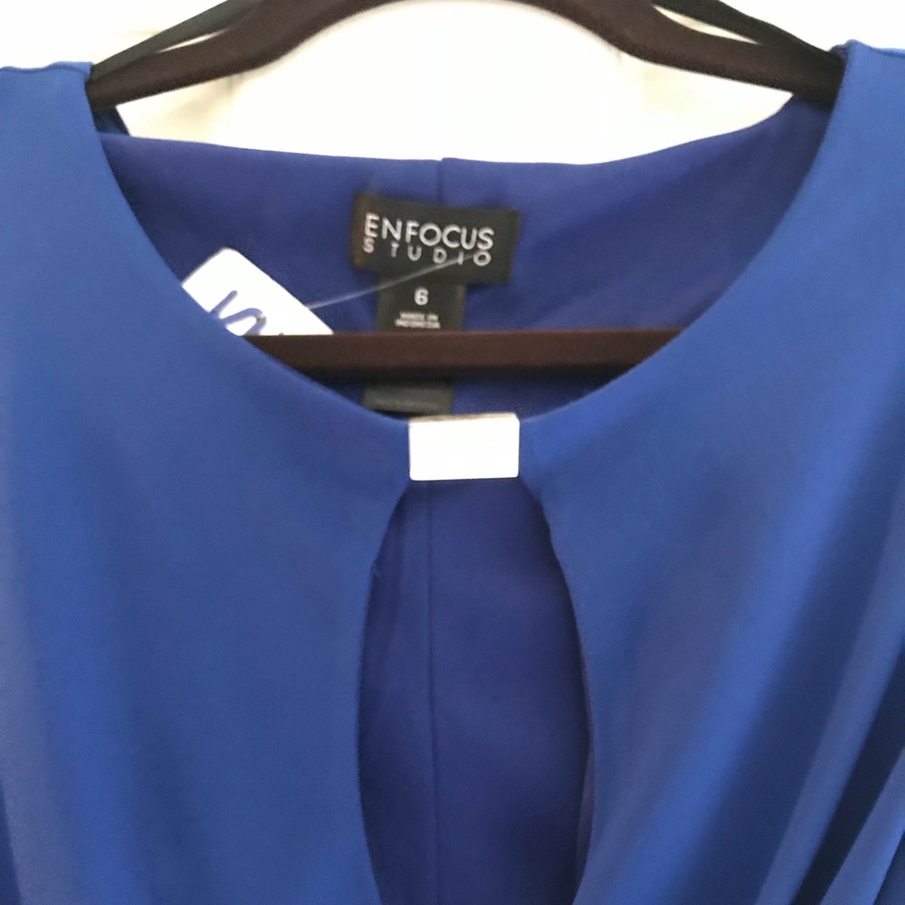 Beautiful Blue short sleeve dress size 6
